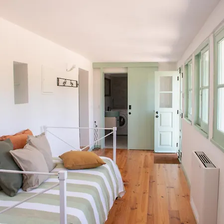 Just Like - Casa Da Bolota